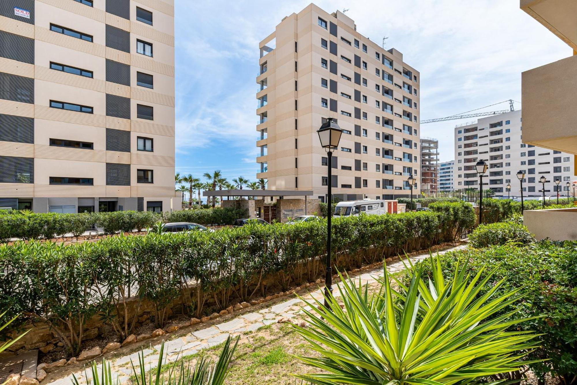 Tornado Apartamento Sunrise Torrevieja Exterior foto