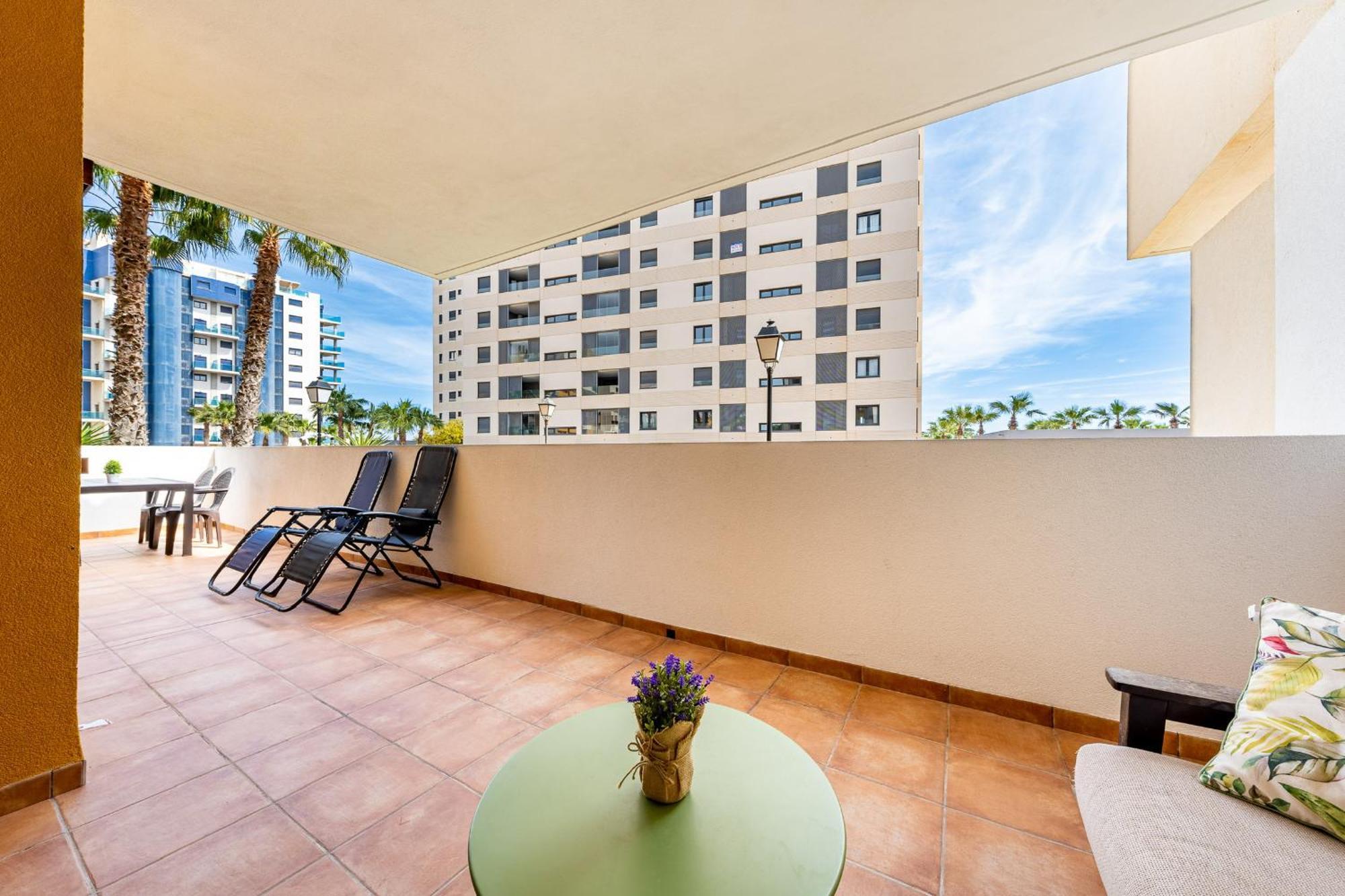 Tornado Apartamento Sunrise Torrevieja Exterior foto